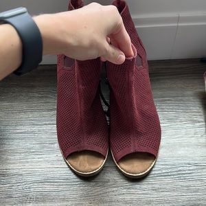 TOMs open toe booties